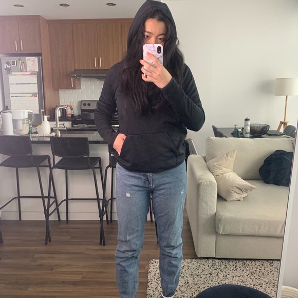 Underarmour Black Hoodie - Picture 1 of 4